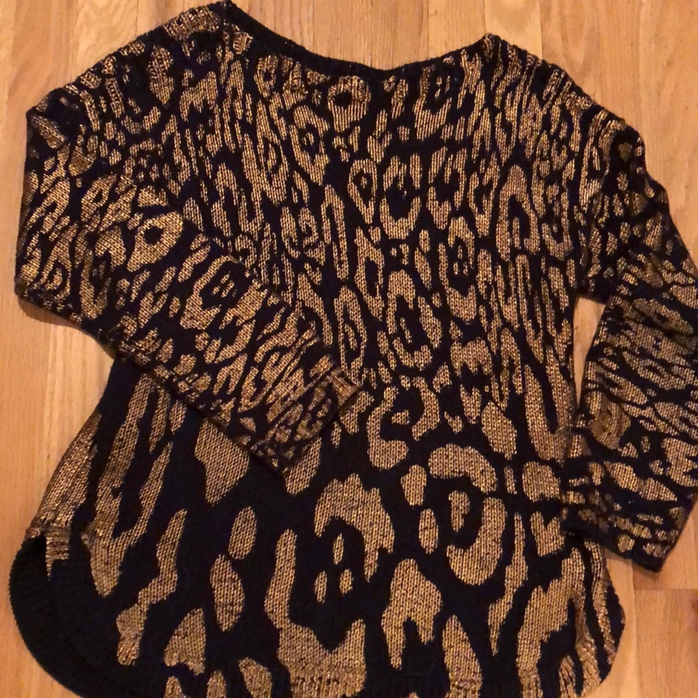 SLASHED ! Beautiful Chico’s navy/gold Sweater!